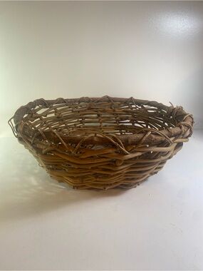 Vintage Extra Large Rustic Twig & Vine Gathering Basket
17” Diameter 6” Height